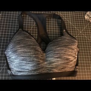 Victoria Secret Incredible Sports Bra 32dd